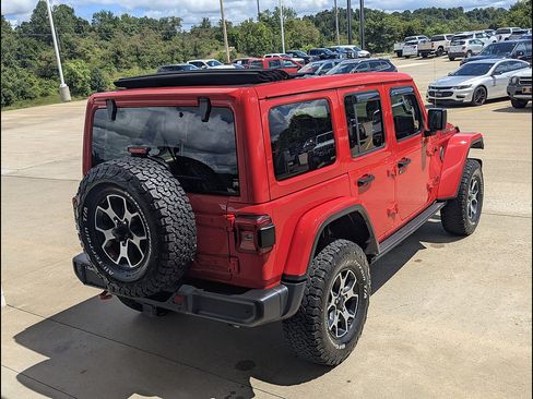 Used 2023 Jeep Wrangler Unlimited Rubicon w/ LED Lighting Group AWD/4WD image 7