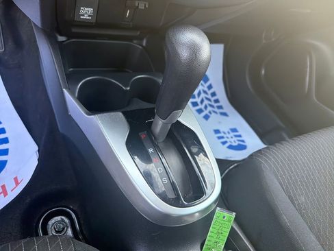 Used 2020 Honda Fit EX image 22