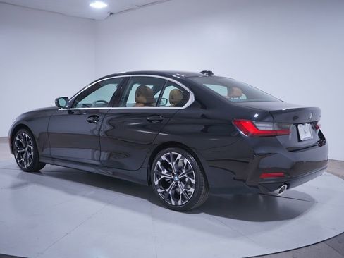 Used 2025 BMW 330i Sedan w/ Convenience Package RWD image 3