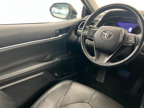 Used 2021 Toyota Camry XSE w/ Carpet Mat Package (TMS) FWD image 11