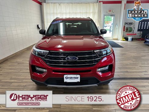 Used 2024 Ford Explorer XLT w/ Equipment Group 202A AWD/4WD image 7