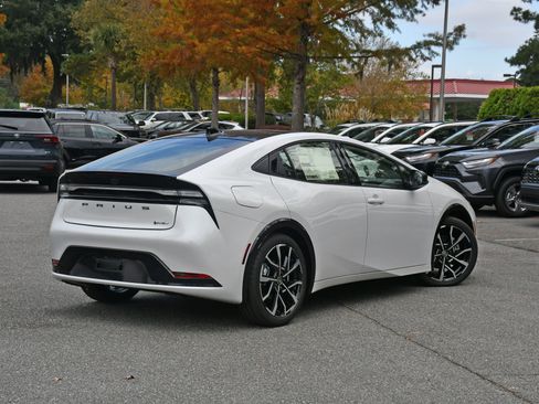 New 2026 Toyota Prius Plug-In Hybrid image 2