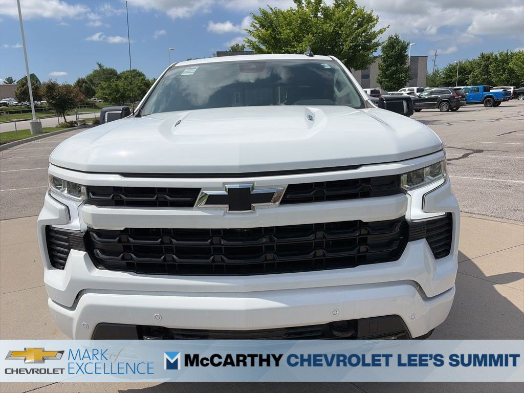 New 2026 Chevrolet Silverado 1500 RST w/ Z71 Off-Road Package AWD/4WD image 3