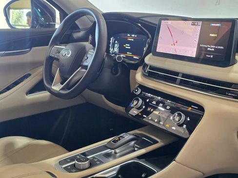 Certified 2025 INFINITI QX60 Sensory AWD/4WD image 29