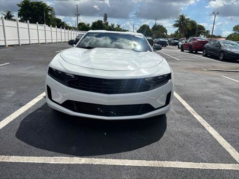 Used 2019 Chevrolet Camaro LT RWD image 6