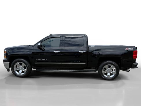 Used 2014 Chevrolet Silverado 1500 LTZ Z71 w/ LTZ Plus Package AWD/4WD image 2