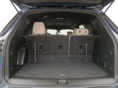 Used 2023 Chevrolet Traverse LS w/ Safety Package image 27