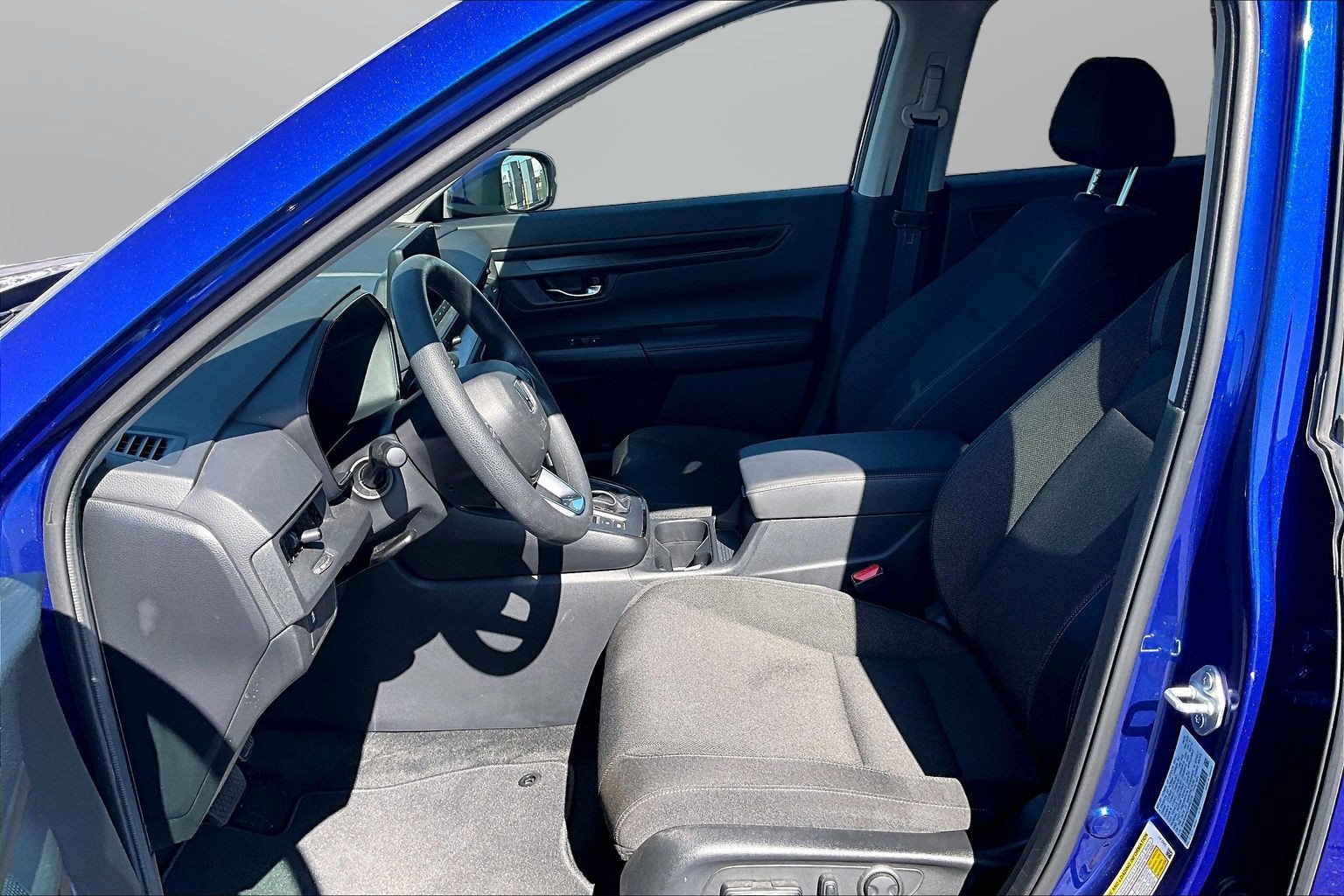 Used 2025 Honda CR-V EX image 16