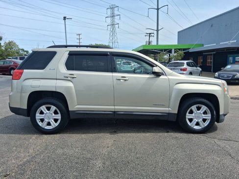 Used 2014 GMC Terrain SLE w/ Safety Package FWD image 5