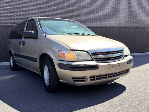 Used 2003 Chevrolet Venture LS w/ Convenience Package FWD image 3