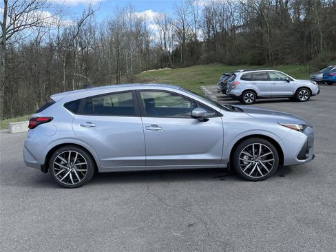 Certified 2025 Subaru Impreza 2.0i Sport AWD/4WD image 6