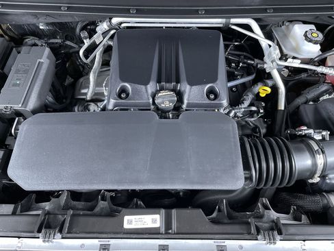 Used 2024 GMC Canyon Elevation image 28