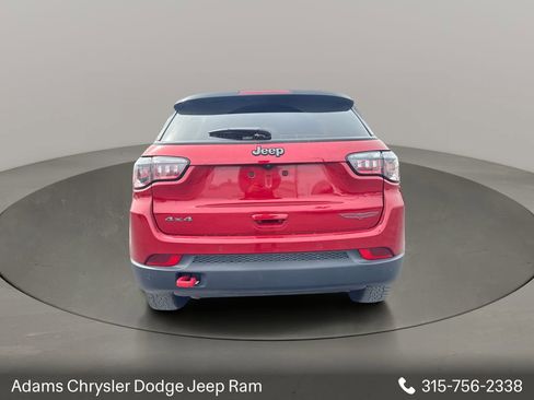 Used 2025 Jeep Compass Trailhawk AWD/4WD image 8