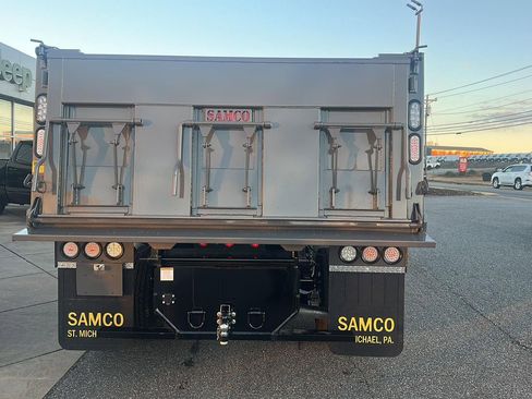 New 2026 RAM 5500 4x4 Regular Cab image 9