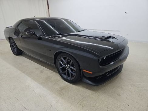 Used 2023 Dodge Challenger R/T w/ Blacktop Package RWD image 3