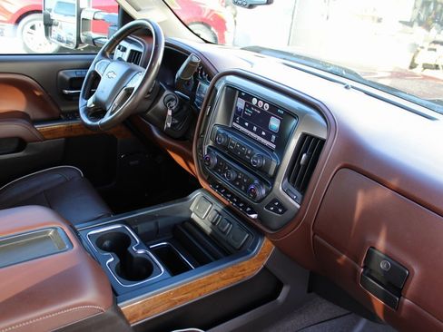 Used 2015 Chevrolet Silverado 3500 High Country w/ Duramax Plus Package image 19