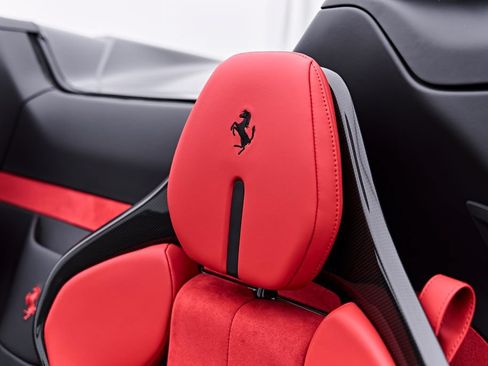 Used 2024 Ferrari SF90 Spider AWD/4WD image 61