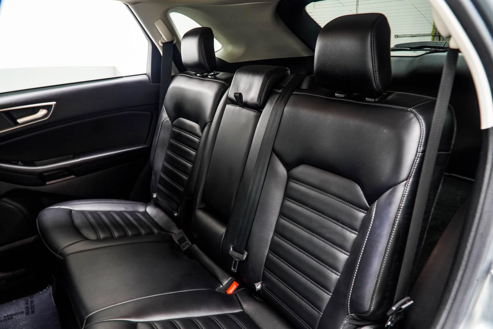 Used 2023 Ford Edge SEL AWD/4WD image 35