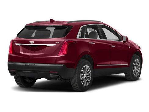 Used 2018 Cadillac XT5 Premium Luxury w/ Driver Assist Package FWD image 2