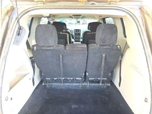 Used 2014 Dodge Grand Caravan SXT image 10