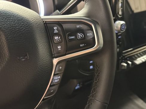 Used 2026 RAM 2500 Laramie AWD/4WD image 18