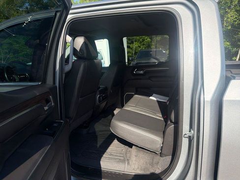 Certified 2023 GMC Sierra 1500 SLT w/ SLT Premium Package AWD/4WD image 25
