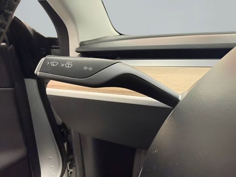 Used 2018 Tesla Model 3 Long Range RWD image 19