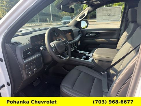 New 2026 Chevrolet Suburban Z71 w/ Comfort Package AWD/4WD image 23