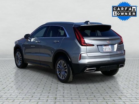 Used 2024 Cadillac XT4 Premium Luxury image 4