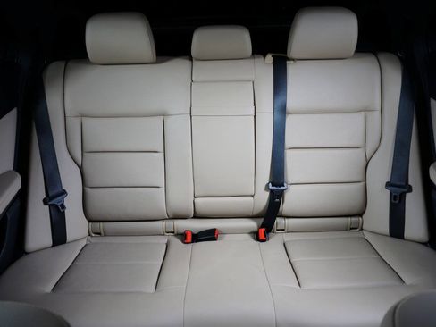 Used 2012 Mercedes-Benz E 350 Sedan image 25