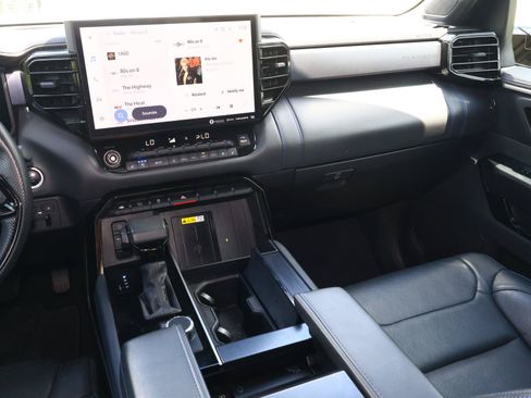 Used 2024 Toyota Tundra Platinum RWD image 13