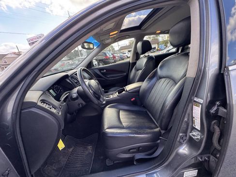 Used 2017 INFINITI QX50 Base 4dr Crossover w/ Premium Package image 45