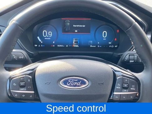 Used 2023 Ford Escape Platinum image 8