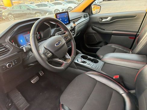 Used 2024 Ford Escape ST-Line w/ Cold Weather Package image 11