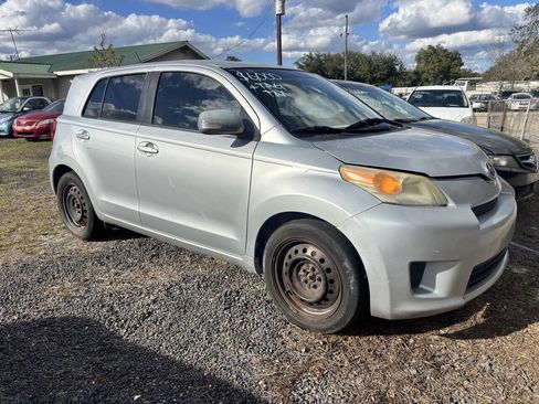 Used 2008 Scion xD image 3
