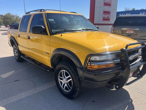 Used 2003 Chevrolet S10 Pickup LS w/ Appearance Package image 4