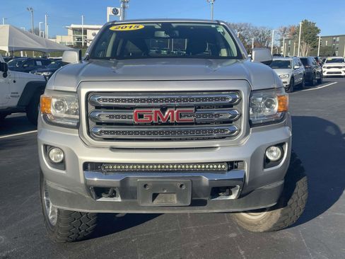 Used 2015 GMC Canyon SLE w/ All-Terrain Package image 2