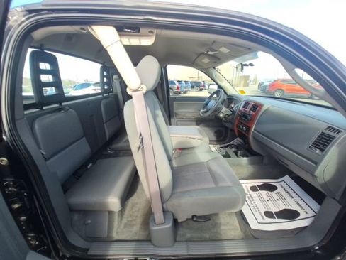 Used 2005 Dodge Dakota SLT w/ Trailer Tow Group image 15
