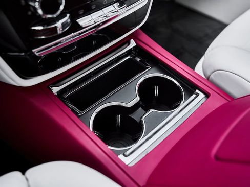 Used 2023 Rolls-Royce Phantom Sedan RWD image 82