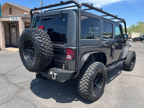 Used 2014 Jeep Wrangler Unlimited Sport w/ Quick Order Package 24S AWD/4WD image 5