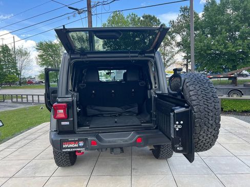 Used 2021 Jeep Wrangler Unlimited Rubicon w/ Steel Bumper Group AWD/4WD image 22