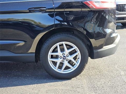 Used 2021 Ford Edge SEL w/ Convenience Package image 14