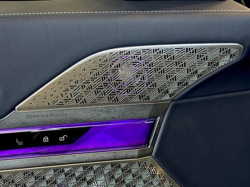 Used 2025 BMW 760i xDrive w/ Executive Package image 45