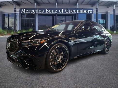 New 2026 Mercedes-Benz E 53 AMG e 4MATIC Sedan image 2