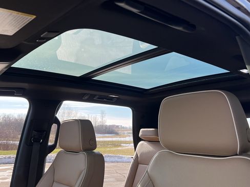 Used 2023 Chevrolet Tahoe Premier image 21