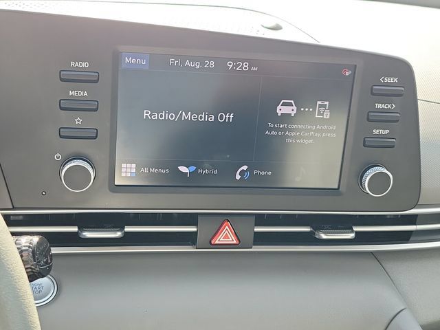 Used 2023 Hyundai Elantra Blue FWD image 11