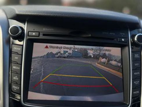 Used 2014 Hyundai Elantra GT w/ Option Group 03 image 15