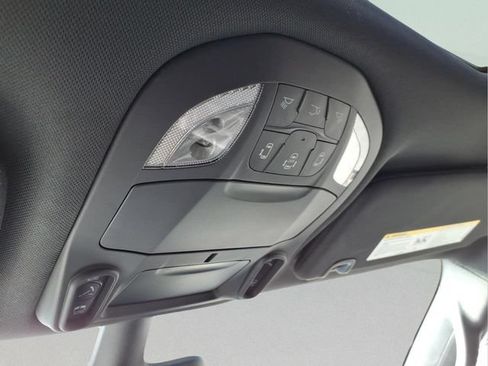 New 2026 Chrysler Pacifica Select AWD/4WD image 23