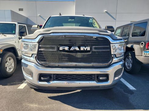 Used 2020 RAM 3500 Big Horn image 2