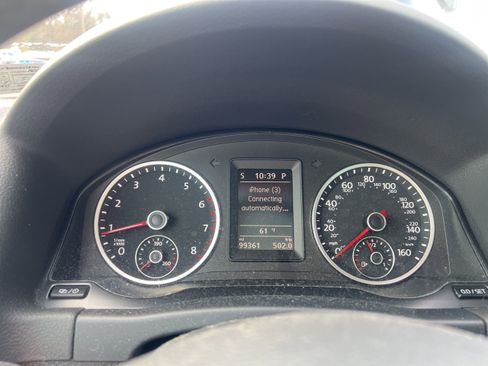 Used 2017 Volkswagen Tiguan Sport image 12